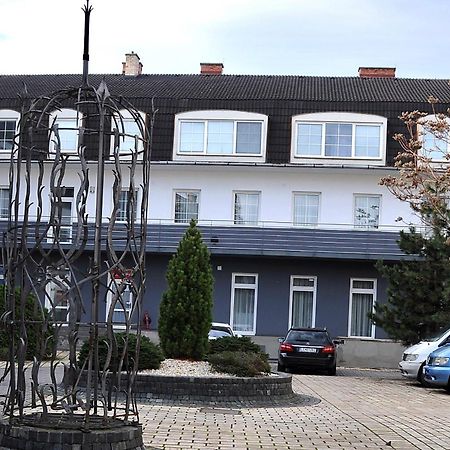 Apartmány Mojžitov dvor Lučenec Exterior foto